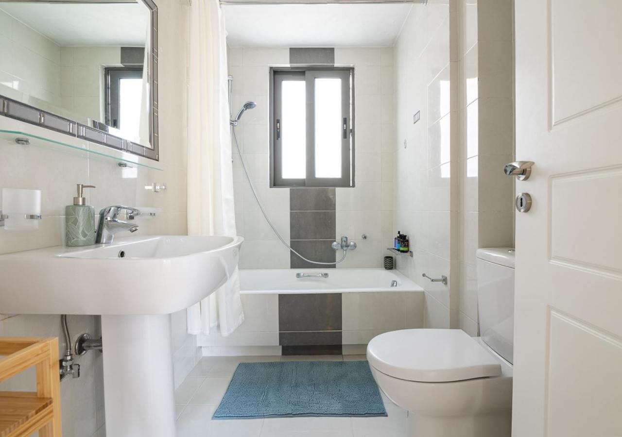 Elegant Apt 50Meters Close Acropolis Athena Bagian luar foto